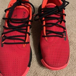 Boys Sc 3zer0 Iii Basketball Shoe